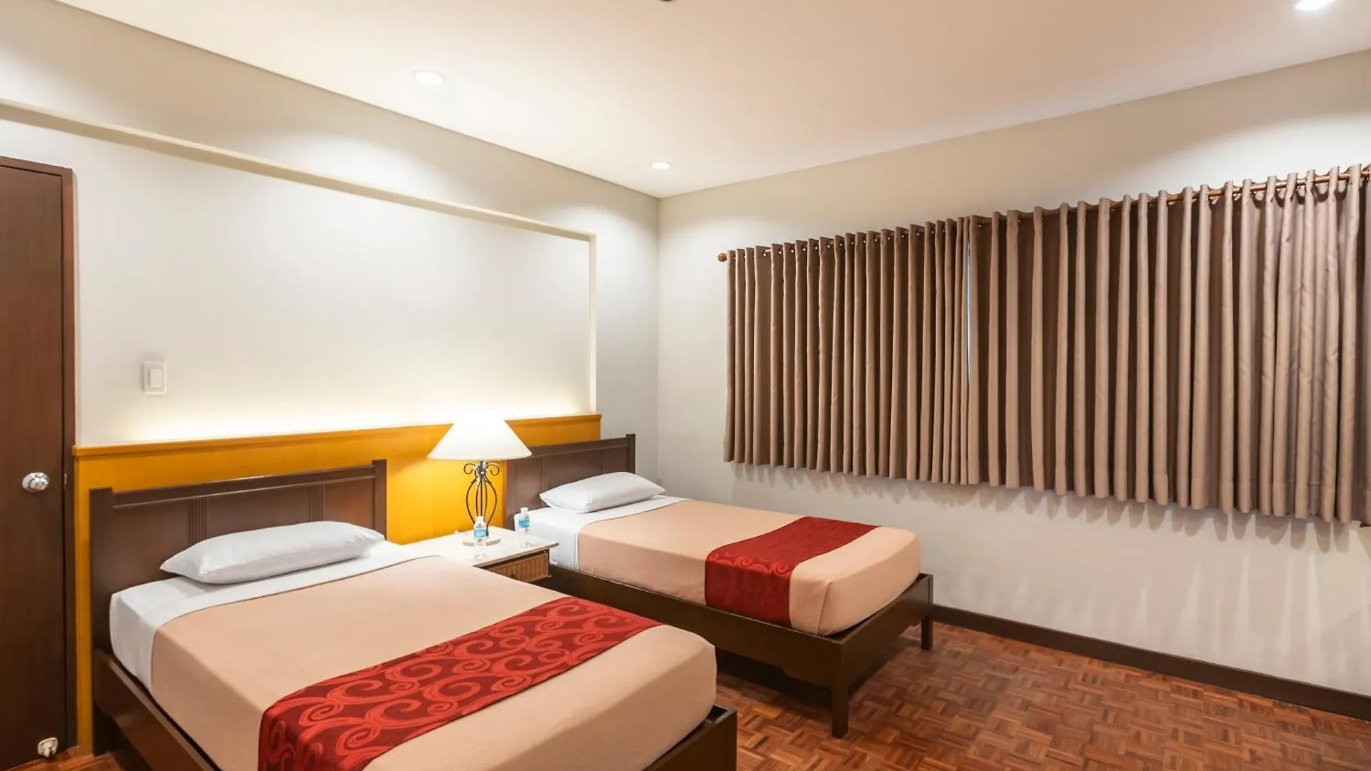 Hotell Tropicana Suites Manila