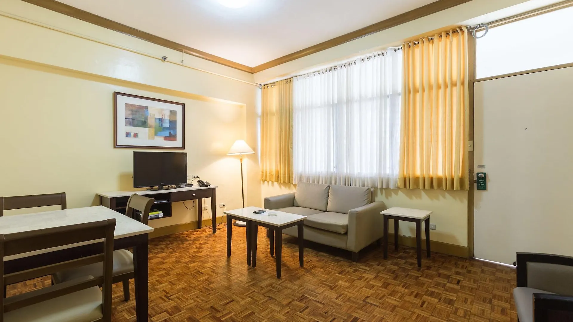 Tropicana Suites - Quarantine Hotel Manila 3*,  Filippine
