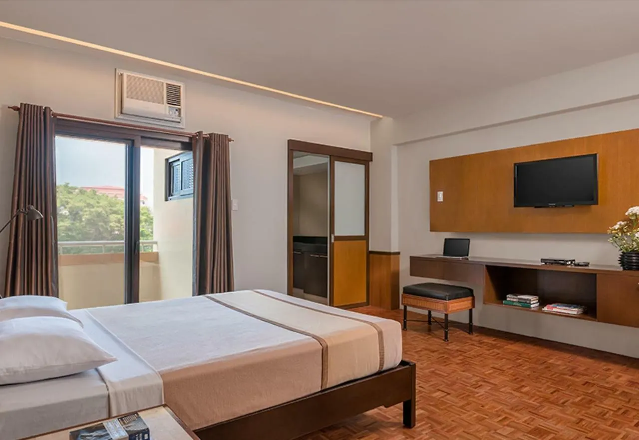 ***  Tropicana Suites - Quarantine Hotel Manila Filippine